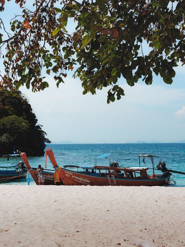 A Little Piece of Paradise off Krabi🏝️ 🇹🇭