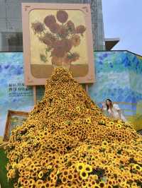 在深圳在印力沉浸式光影藝術展