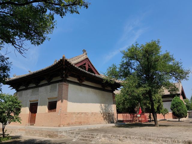 山西新绛白台寺