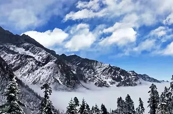 海螺沟、氷雪の奇跡が溢れる美しい仙境！