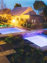 🍇✨ Cape Winelands' Hidden Gems: Boutique Stays! ✨🍷