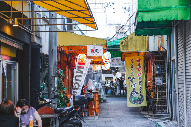 日本那霸海鮮市場，超好逛的本地集市人文風情必打卡