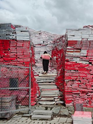 The world's largest Mani stone pile (Yushu)