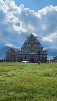 一起看寧瑪寺已載入世界最大的《大藏經》轉經筒