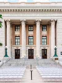 🌴 Tampa's Top Stay: Luxe Le Méridien 🏛️✨