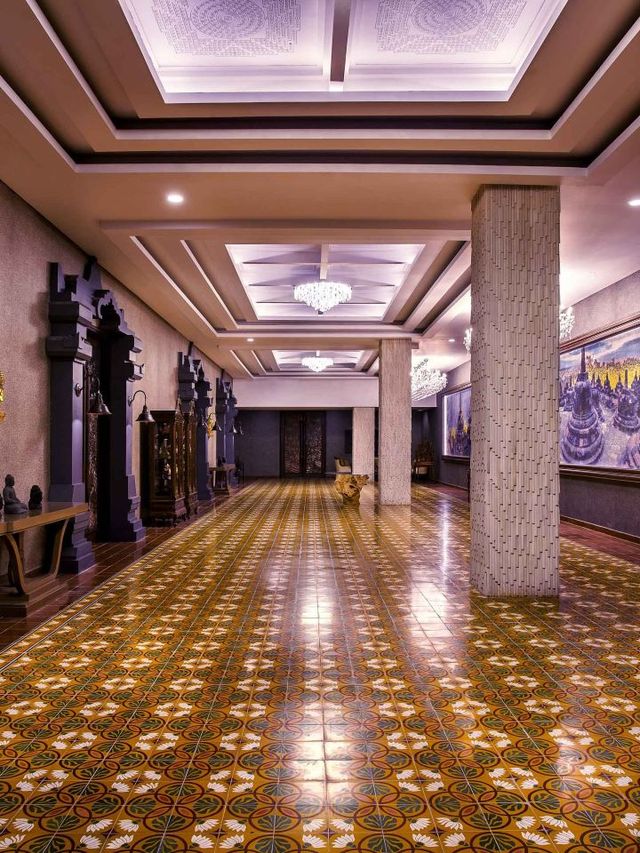🌟 Yogyakarta's Luxe Sleeps: Grand Mercure Hotel Review 🌟