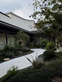 花間府，入住中式美學