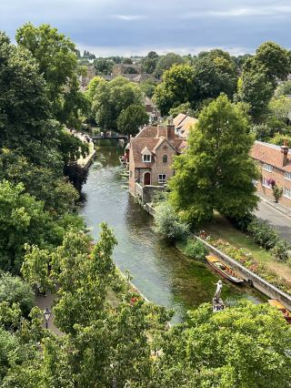 Canterbury is a small town in UK 🇬🇧 check out the nature 🩷