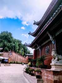 七曲山大廟。
