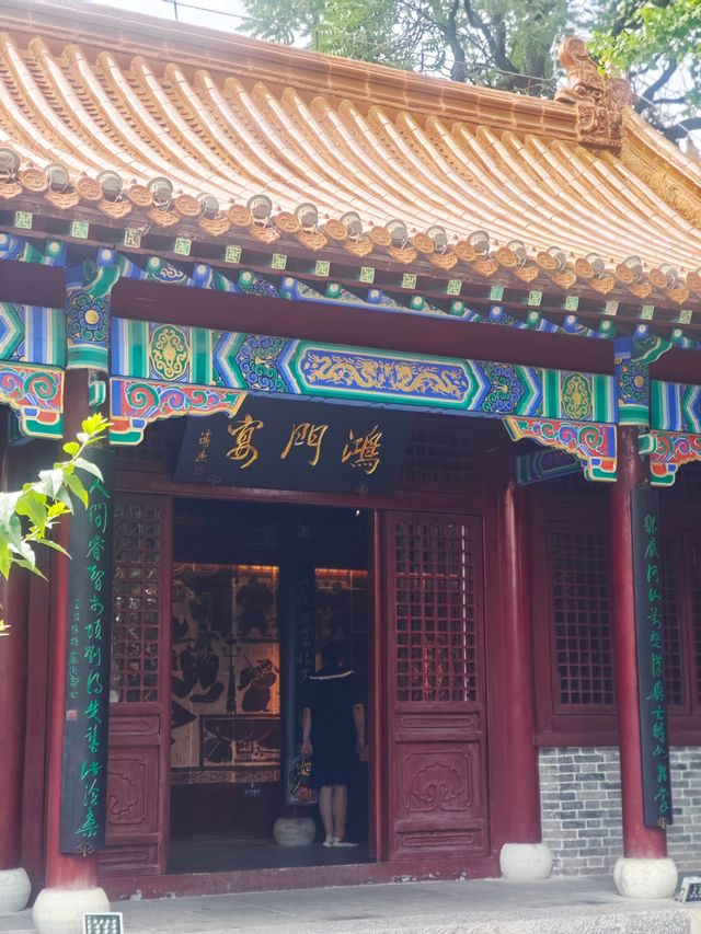 西楚霸王短暫卻又轟轟烈烈的一生。