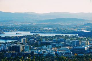 Mount Ainslie | Explore the natural wonders of Australia.