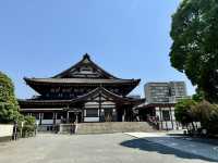探訪心靈的平靜之地——日本川崎大師平間寺。