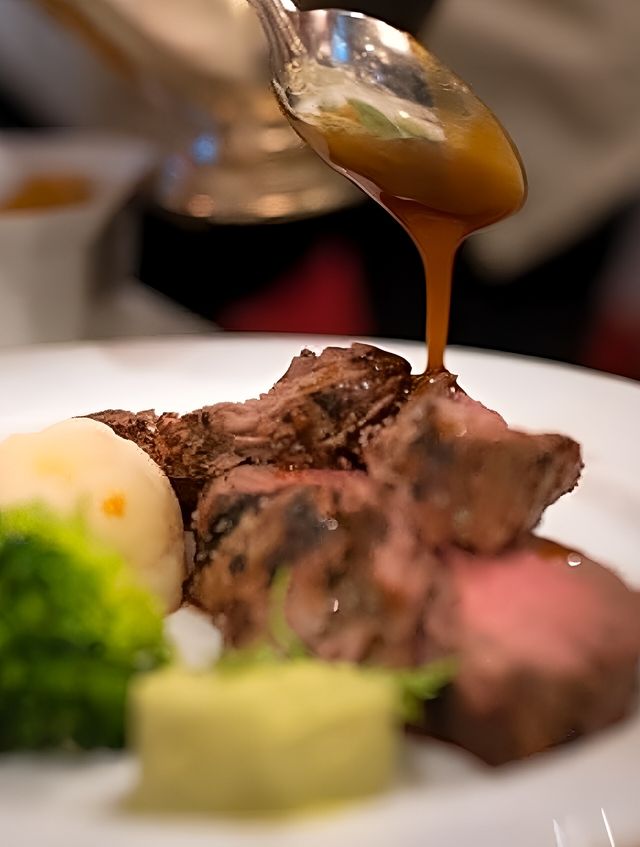 格施塔德皇宮酒店 Gstaad Palace。