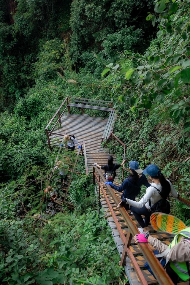 泰國靈驗的Naka Cave之旅