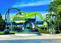 NJ Six Flags Adventure Guide and Review (For the Brave)