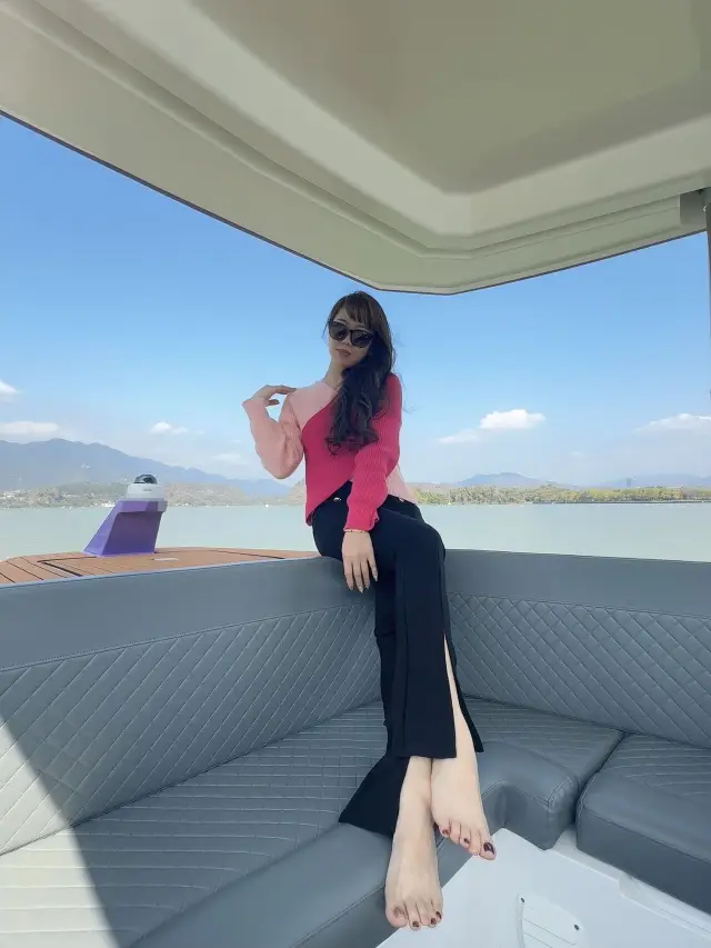 자오칭 여행 - 무인 유람선을 타고 싱후 호수 관광