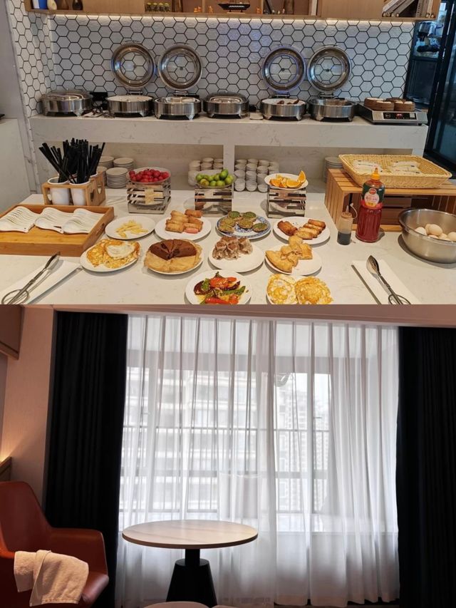 蔚來智能化酒店 南寧大學東路拔地而起