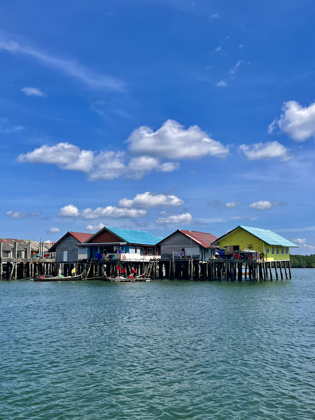 Exploring the floating village!