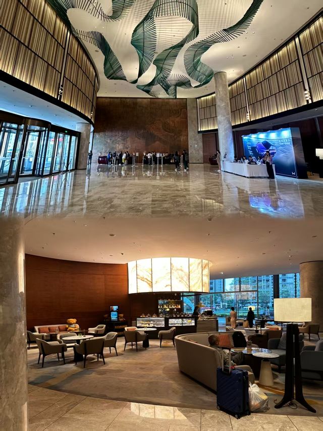 拜託，嚟廣州一定要試下呢間平價酒店……