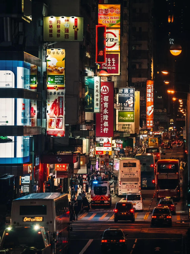 香港旺角｜越夜越生猛！霓虹燈下的人間煙火