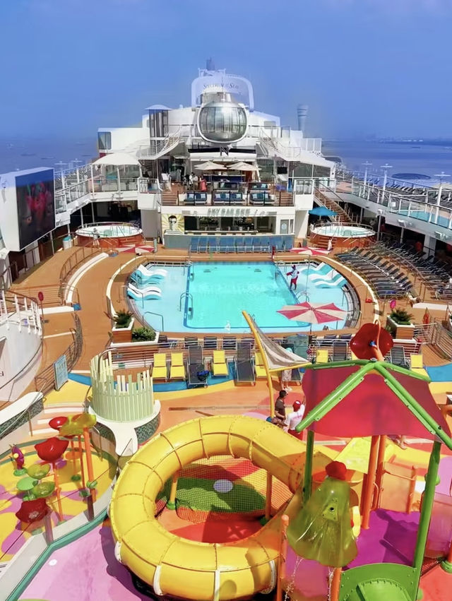 Just Spent Less Than S$4000 on a Luxury Cruise — And It Blew My Mind 
