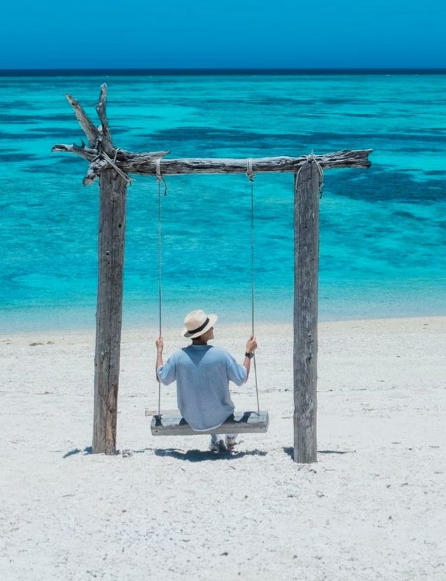 闖入沖繩果凍海溫柔鄉！住進海上城堡，開啟慵懶度假模式！