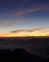 黃山絕美日出收割機！雲海+日出雙buff暴擊攻略！