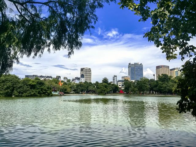 還劍湖——越南美女的風景