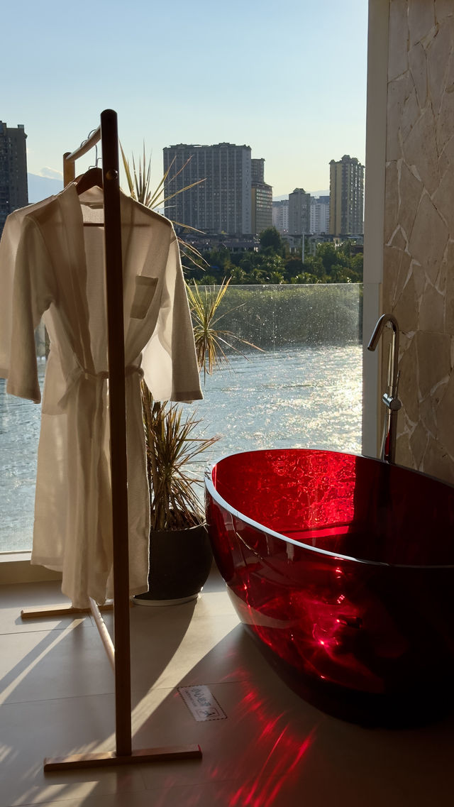 月薪3k也能住的江景房 連住3天不想走 月薪3k也能住的江景房 連住3天不想走