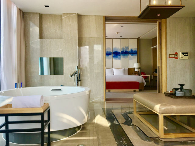 大理洱海景觀最好的一家酒店了，很有特色鄰間文化！