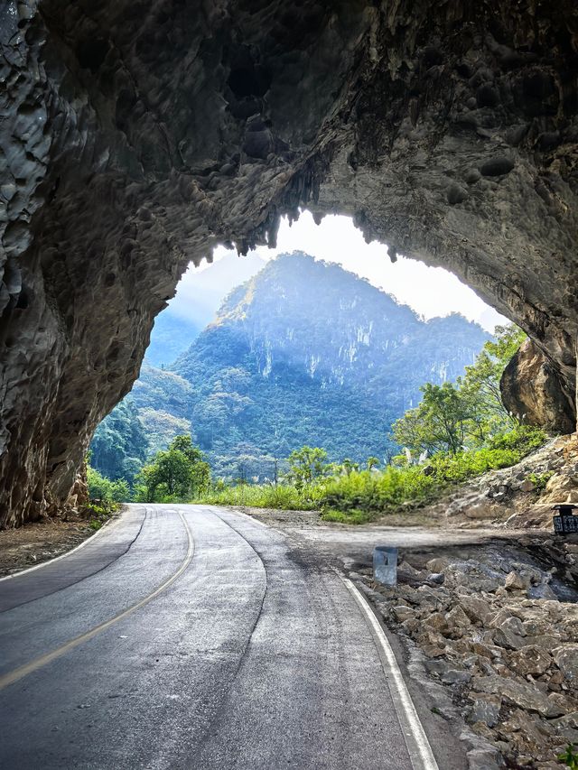 深藏於桂西群山之中的浩坤湖～秋天才是最好的觀賞時節