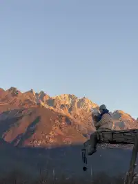 麗江｜糊塗窩免費的日照金山官方攻略