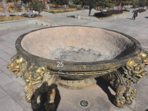 “태양광장” 여행