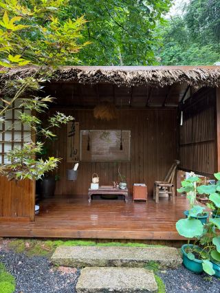 🌿🏡 ライチガーデンカフェ：街の中心部にひっそりと佇む、まるで夢のマイホームのような雰囲気の中国風ガーデンカフェ。
