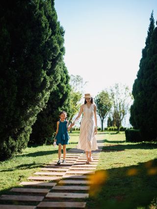 Hilton Fuxian Lake | Who can resist a family-friendly hotel like this