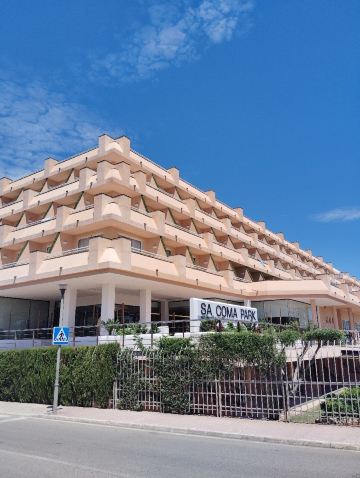 A Relaxing and Enjoyable Stay at Caprice Sa Coma