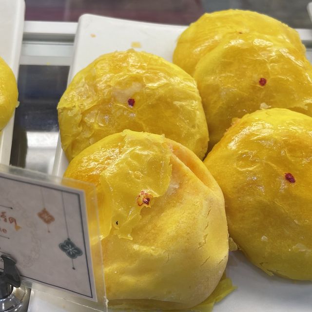 อร่อยล้ำพายชาไทย ดีต่อใจที่ร้านApril Brasseries