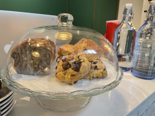 香港素食探店 | 西環Miss Dough & Brew