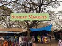 ตลาดนัดเก่าแก่ : ตลาดนัดวันอาทิตย์