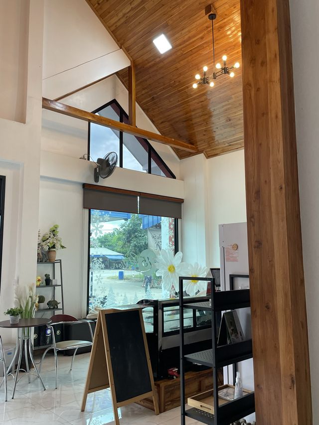 115 station - coffee & bakery 🧁 🥤