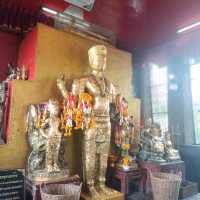 ศาลพระกาฬ เมืองลพบุรี