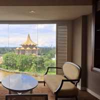 LOUNGE WITH A SARAWAK RIVER VIEW