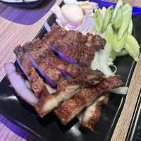 台北東區必吃小酌平價串燒，串在一起平價串燒！好吃、好氣氛，快來吃看看！