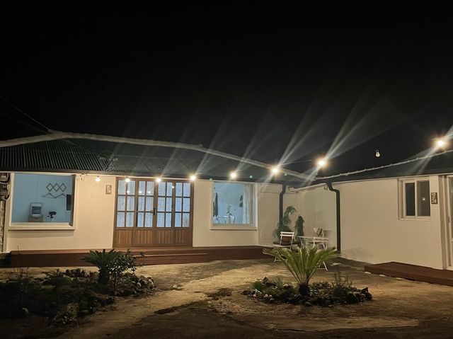 [제주] 가성비 최고인 10만원대 표선면 감성 숙소 <오늘>