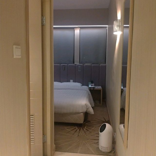 近荃灣地鐵站的荃灣遠東絲麗酒店