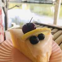 Natura cafe คาเฟ่&ร้านอาหาร ในสวนลิ้นจี่