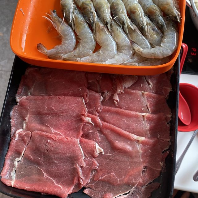 สุกี้ตี๋น้อยบุฟเฟ่ต์เนื้อบริสเกตออสเตรเลีย 219฿ 😋