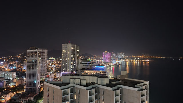 ญาจาง Roof Top Night life