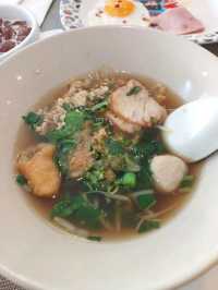 โรงแรมติดทะเล ชายหาดสุดฟิน ราคาประหยัด