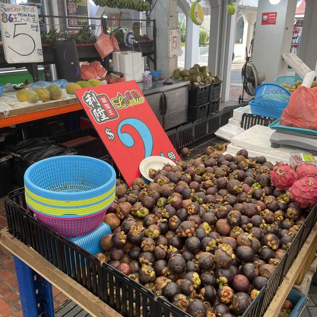 Singaporean all time durian season is back!